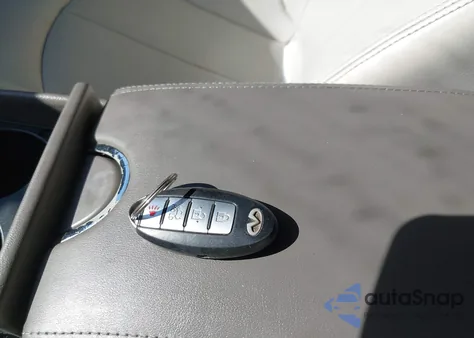 2011 Infiniti G25 Journey z USA, uszkodzony, nr VIN JN1DV6AP3BM830357